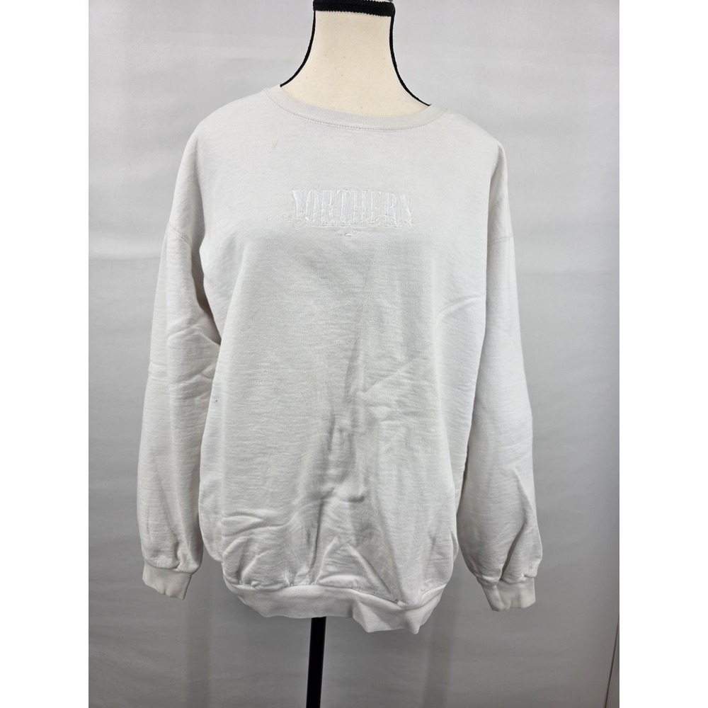 Northern Reflections Cottage Essentials Sweatshirt Gray Embroidered Medium